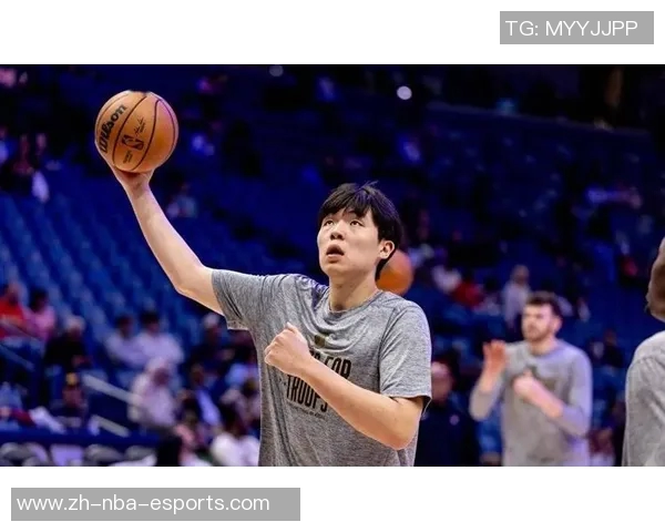 斯普利特谈杨瀚森在球队战术中的关键角色与中轴策应作用